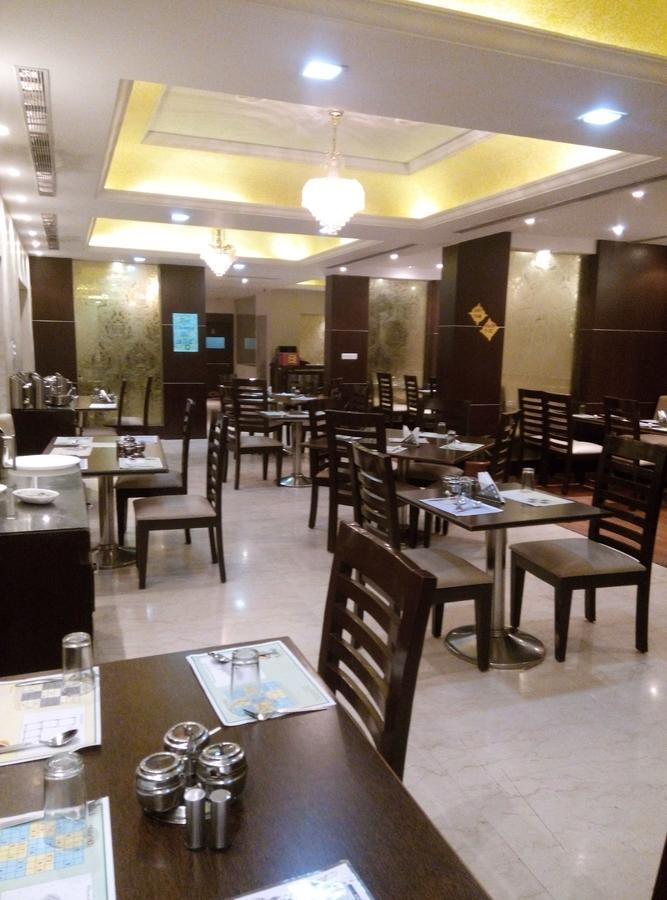 Mourya Lords Inn Kurnool Exterior foto
